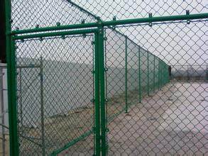 安徽黃山硅pu球場圍網創新超越